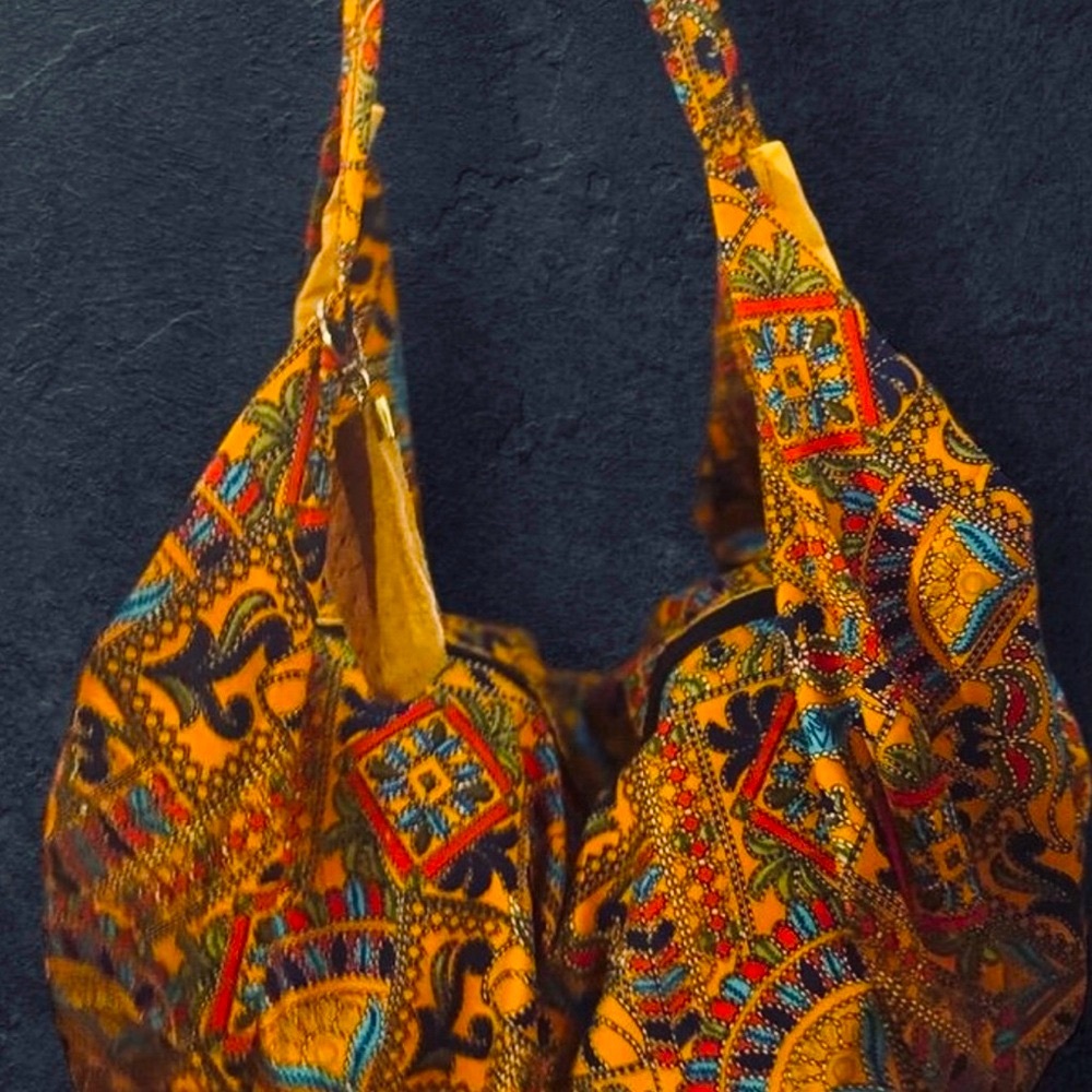 Boho Chic Patterned Shoulder Bag - Colorful Bohemian Style - Lightweight Hobo